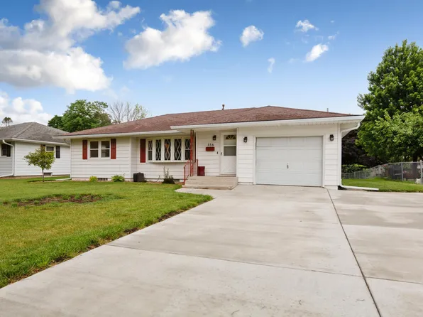 356 McIndoe St, Owatonna, MN 55060