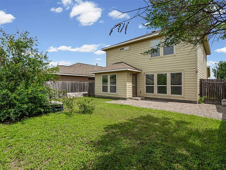15105 Verela Dr — Photo 19