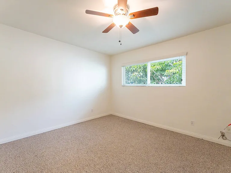 4373-4379 Oregon St. — Photo 9