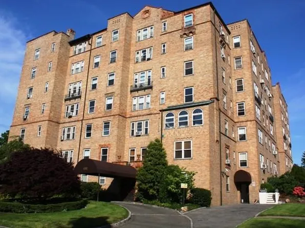 490 Bleeker Avenue #1-J, Mamaroneck, NY 10543