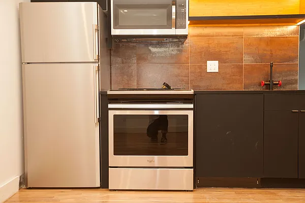 Rented by Nooklyn NYC LLC | media 26