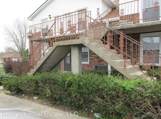 413 S Main St APT 2, Muldraugh, KY 40155