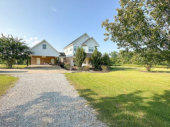 3rd image of 340 Dry Creek Trl SW