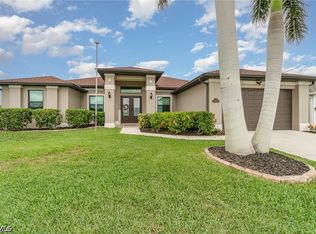 220 NW 26th Pl, Cape Coral, FL 33993