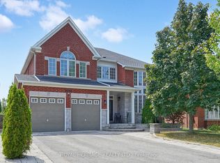 1684 Ballantrae Dr, Oshawa, ON L1K 0B1