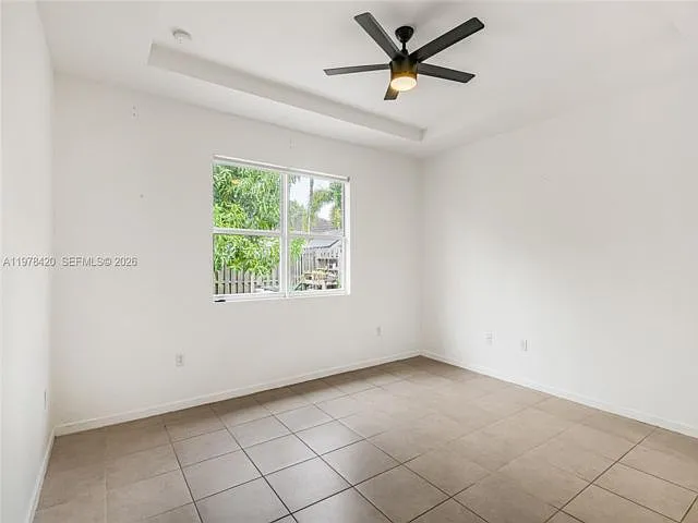 11863 SW 253rd Ter — Photo 5
