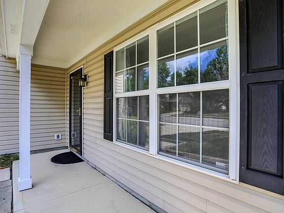 5th image of 12117 Royalwood Ct