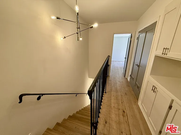 853 Larrabee St #6 — Photo 35