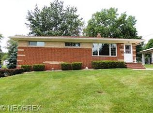 7784 Hoertz Rd, Parma, OH 44134