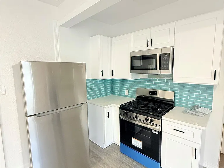 3417 Wisconsin St #B — Photo 5