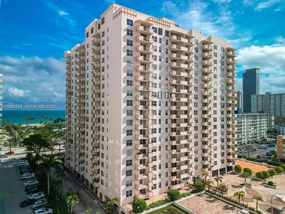 1865 S Ocean Dr #5H