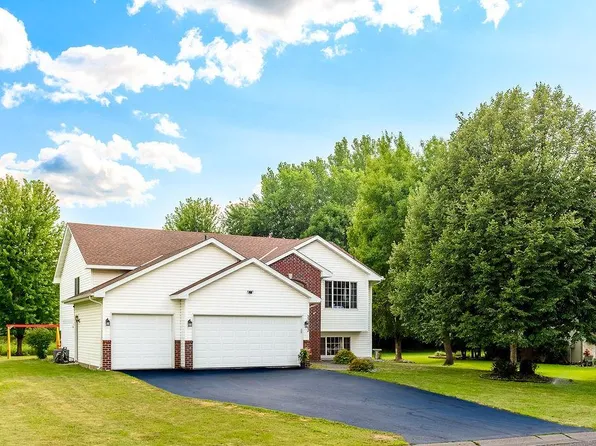 22363 Jed Dr, Rogers, MN 55374