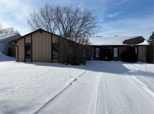 88 N Carpenter Rd, Brunswick, OH 44212