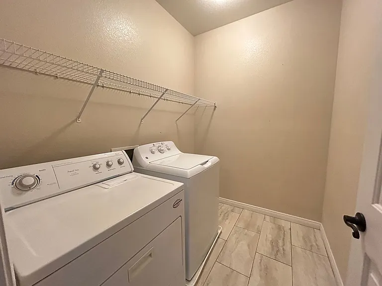 7816 Brookfield Cove Ave — Photo 28
