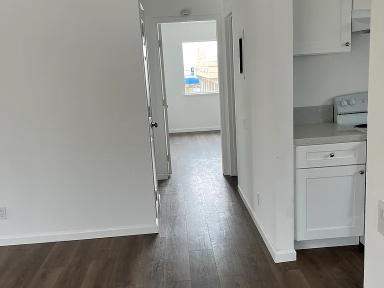 2511 Yorkshire Way #2 — Photo 7
