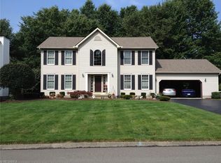 210 Fawn Ln, Cortland, OH