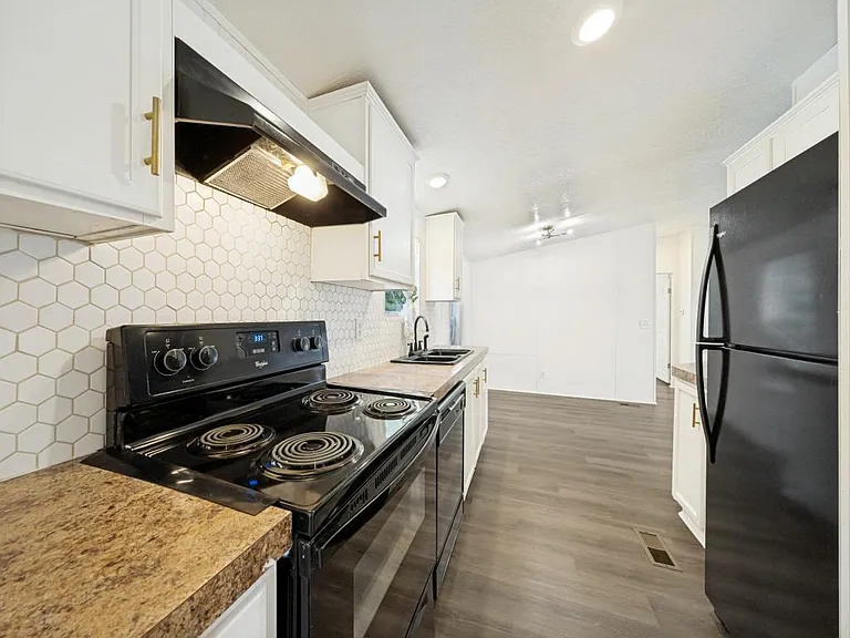 4654 Old Howard Rd — Photo 11