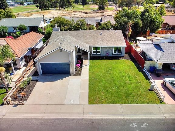 3rd image of 1508 Meadow Grove St