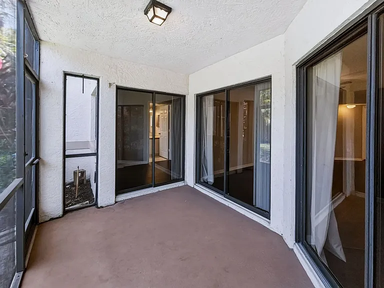 191 Bennington Dr #3 — Photo 38