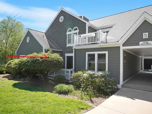 15 Hoyle Cir #15, Blackstone, MA 01504