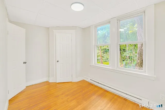 3 bed, 970 sqft, $1,350 — Photo 4