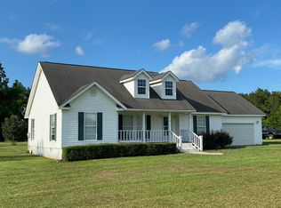 27 Satilla Cove Rd, Hazlehurst, GA 31539