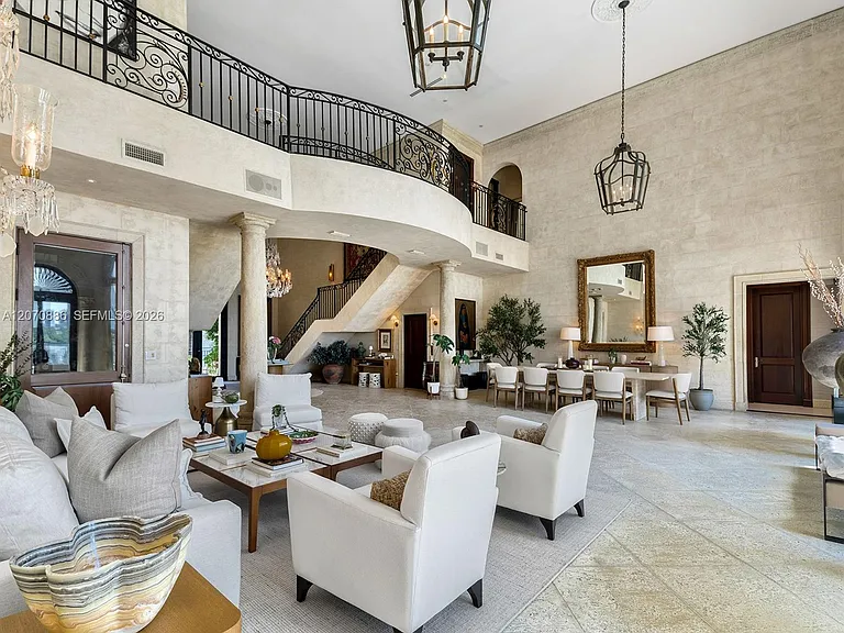 4 Palm Ave — Photo 14