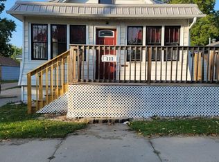 111 4th Ave SW, Watertown, SD 57201