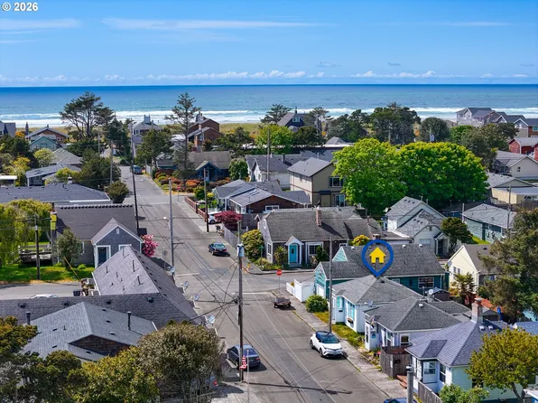 310 Avenue K, Seaside, OR 97138