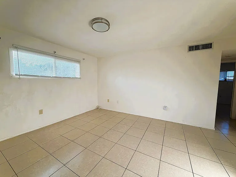6915 Avenue A #A — Photo 5