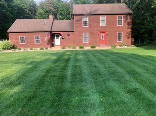 25 Willow Rd, Queensbury, NY 12804