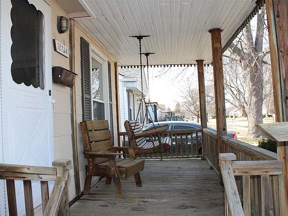 2nd image of 18754 Woodcrest St