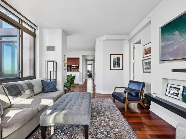 175 Huguenot Street #2503, New Rochelle, NY 10801