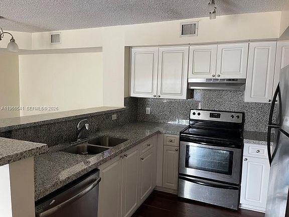 5th image of 12148 Saint Andrews Pl APT 205