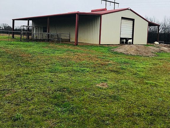 2nd image of 1076 Private Road 7705