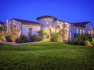 13692 Pinefield Ct, Moorpark, CA 93021