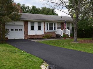 25 Brent Dr, Lyndhurst, VA 22952