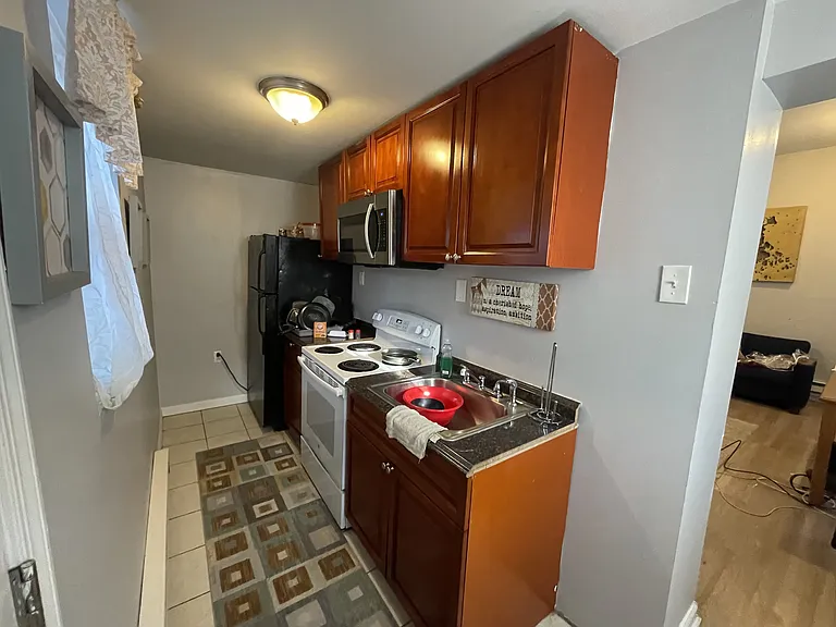 1414 W Allegheny Ave — Photo 10