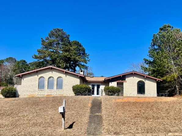 925 Incline Dr, Columbus, GA 31904