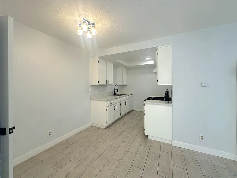 21828 Belshire Ave #15 — Photo 3