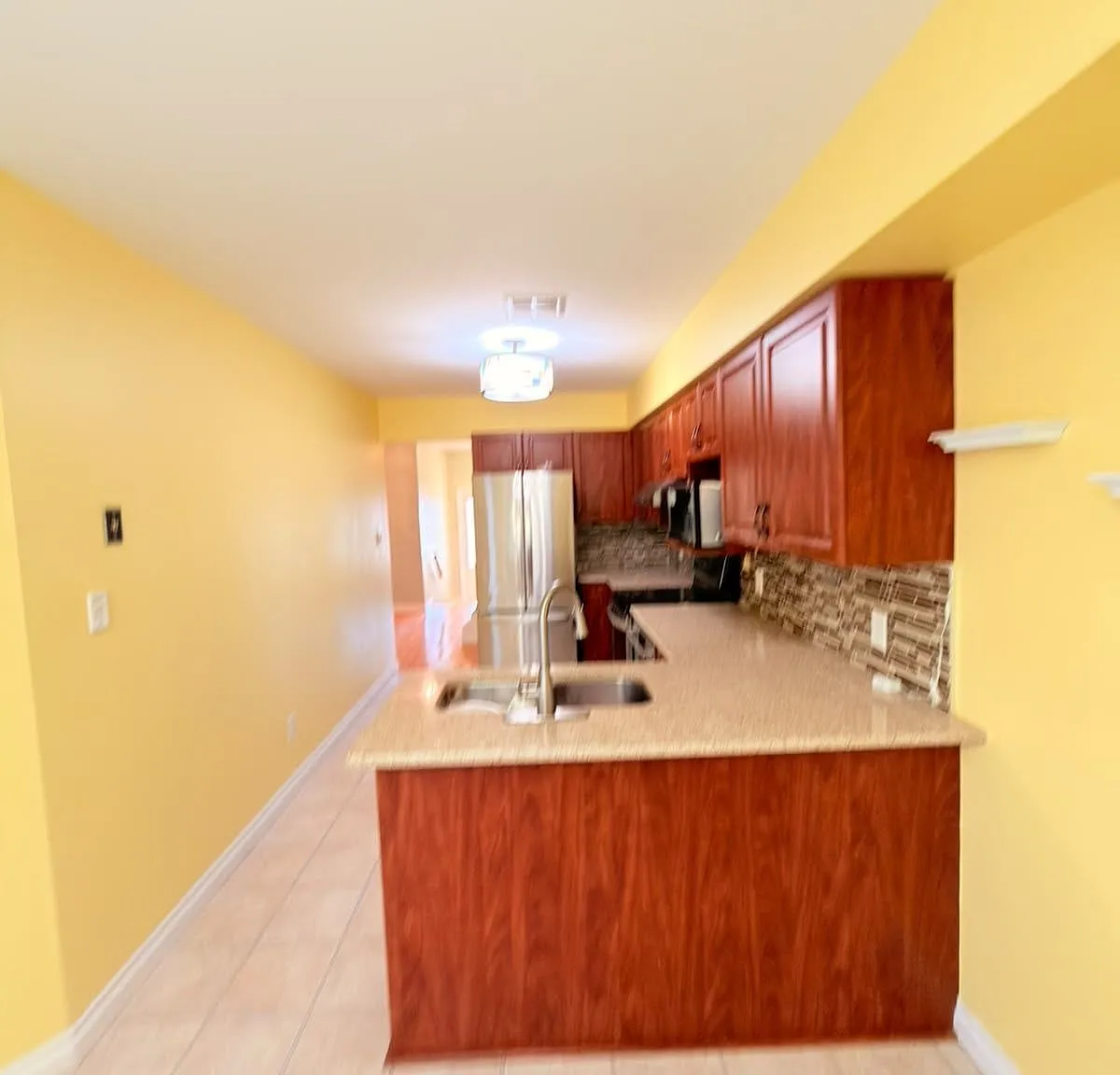 4 bed, $2,500 — Photo 3