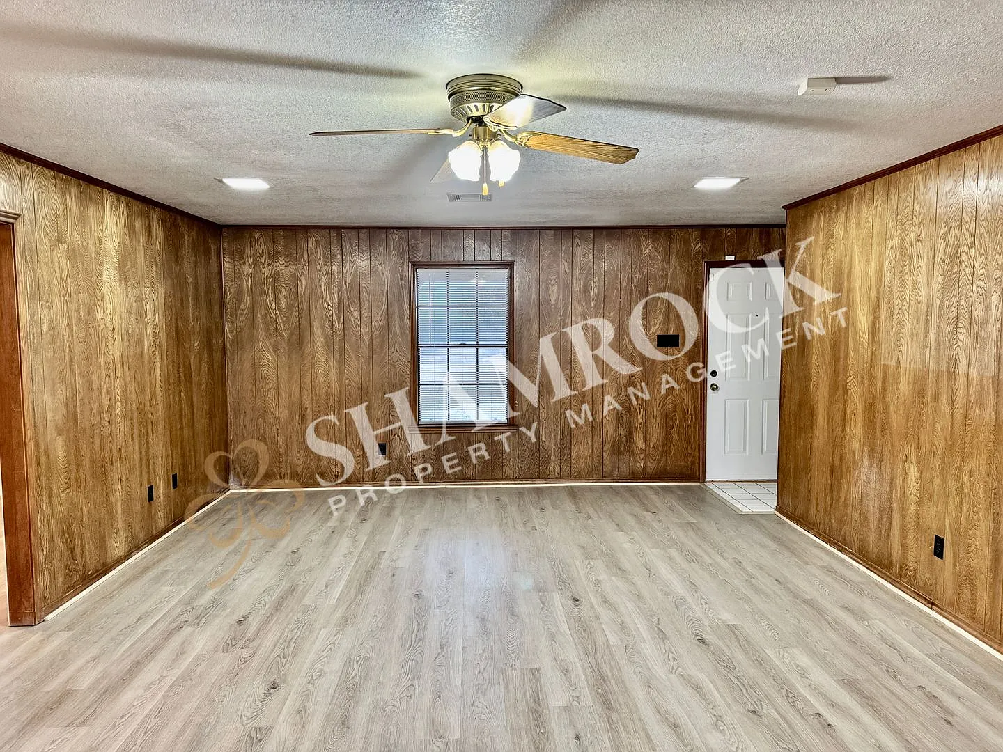 Spacious 3/2 in Lorena — Photo 2