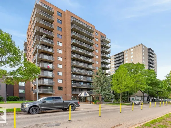 10545 Saskatchewan Dr NW #405, Edmonton, AB T6E 6C6