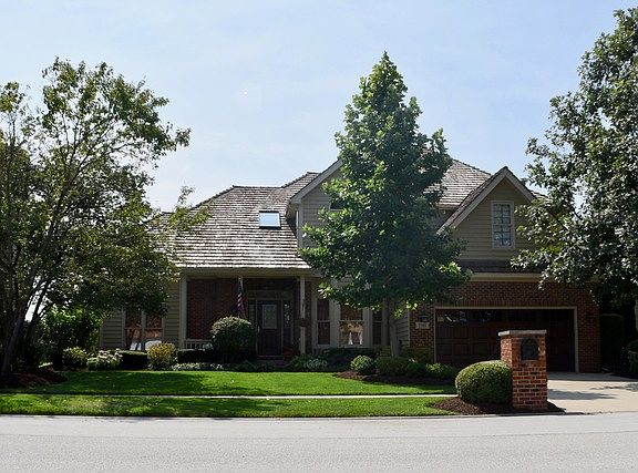 3rd image of 1161 Birchdale Ln