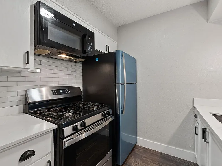Anderson Flats — Photo 85