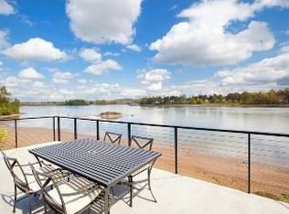 7400 S Miles Pl, Portland, OR 97219