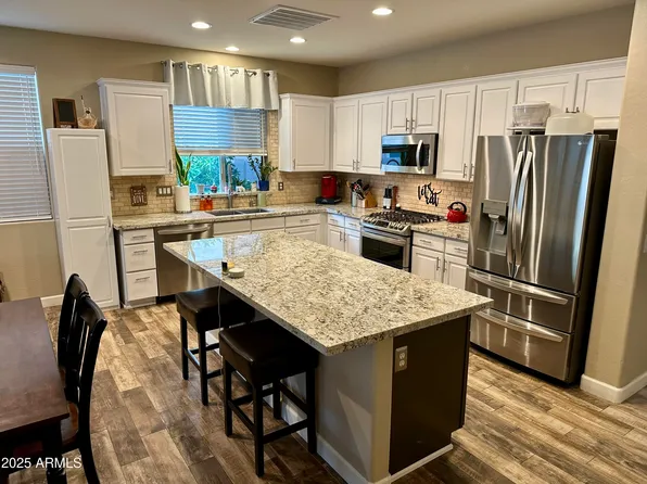 3021 W TRAPANOTTO Road, Phoenix, AZ 85086