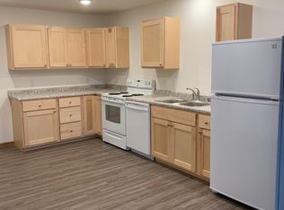 1820 Huntington Park Dr #202, Reedsburg, WI 53959