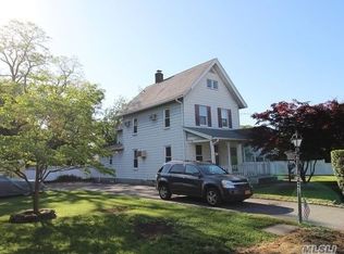 1023 Newbridge Rd, Bellmore, NY 11710