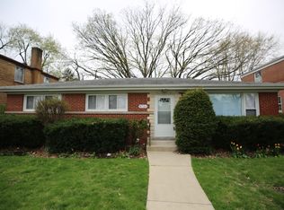 8710 Springfield Ave, Skokie, IL 60076